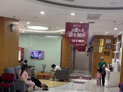-雅悦齿科(顾村公园店)
