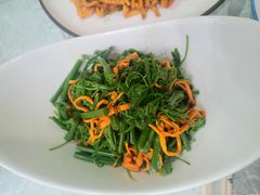 -六和聚传统烤鸭.天津菜(和平店)