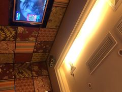 -朱古力纯K量贩式KTV(国庆中路店)