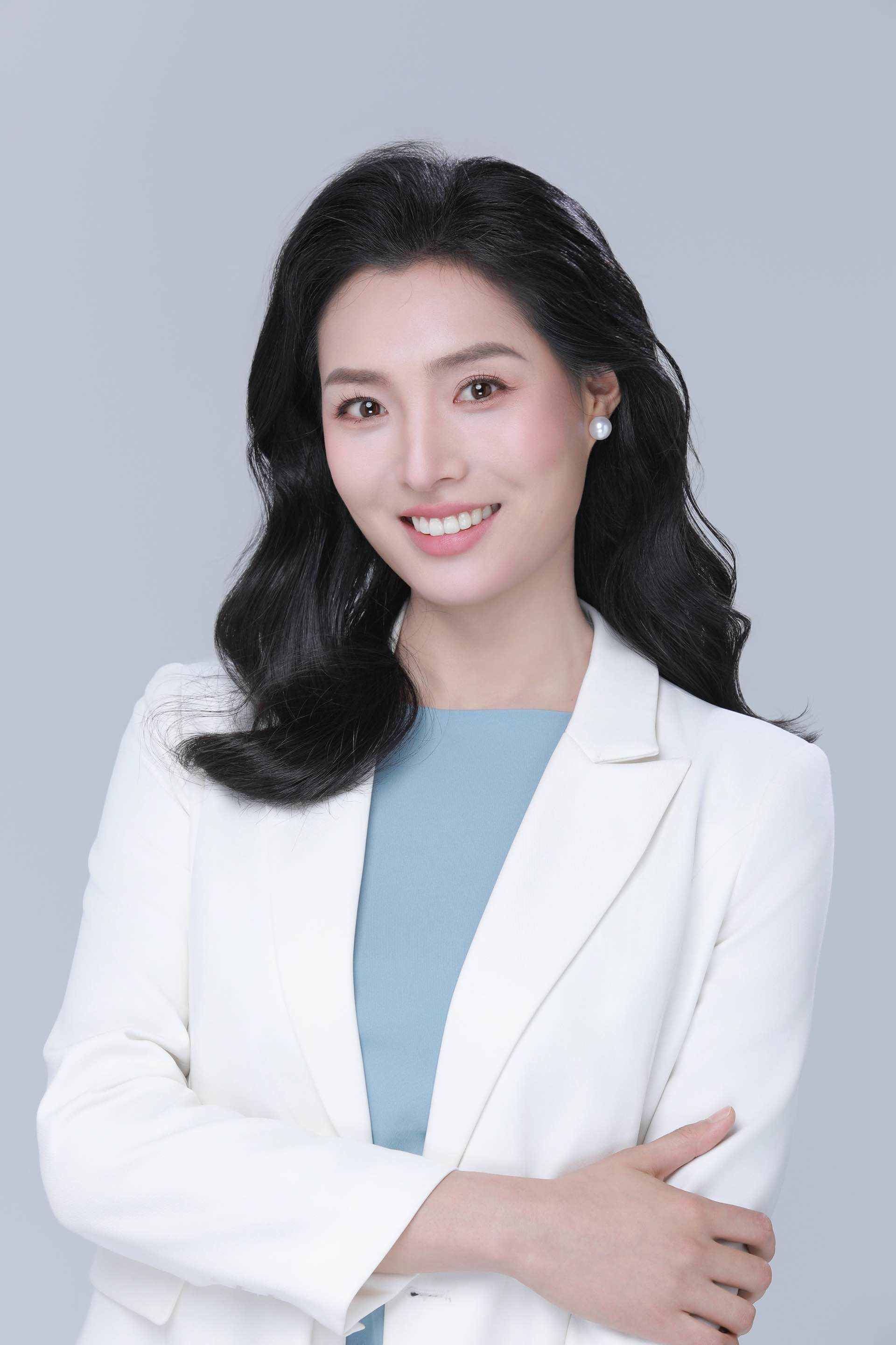 一张优雅,自信,从容的形象照很重要