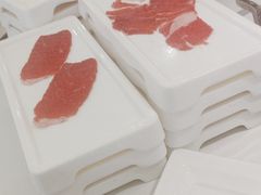 -嘎琉鲜切牛肉自助火锅
