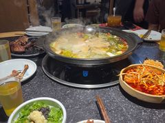 -小饕荟雅安贡椒鱼鲜馆(广福桥店)