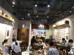 大堂-一记面馆(易发店)