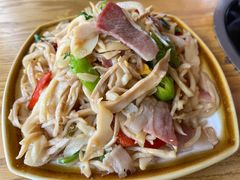 竹笋炒腊肉-妈妈的味道(和顺古镇店)