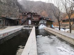 -北京水岸山吧度假村(雁栖镇店)