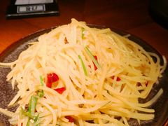老道的酸辣土豆丝-楼兰新疆主题餐厅(苏州中心店)