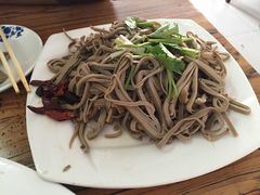 -溢心园香河肉饼总店