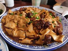 -壹阁胡羊焖饼(特色小吃街店)