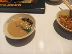 -老牌坊云南鱼豆花火锅(哈西万达店)
