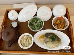 -雪梅月子中心(华侨城店)