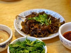 -月圆火锅(宁海东路二店)