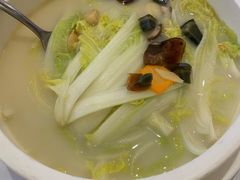 -万龙洲海鲜(大兴绿地缤纷城店)