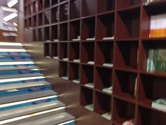 -新华书店(新街口旗舰店)