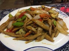 -王村姑老土炕莜面村(桥东店)