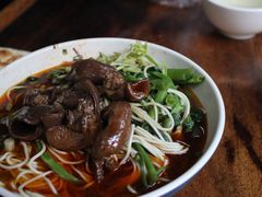 肥肠面-老地方猫儿面(磁器口店)