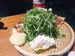 泉水有机时蔬-吃饭皇帝大土家民族菜(正大广场店)