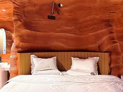 -幸栖洞穴设计酒店(成都春熙路店)