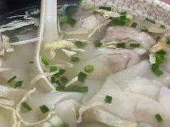 -黄阿姨锅贴大王(万航渡路店)