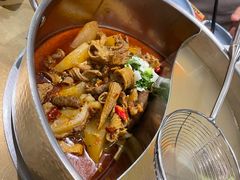 -左庭右院鲜牛肉火锅(金山万达店)