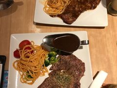-必胜客(WOW中心城店)