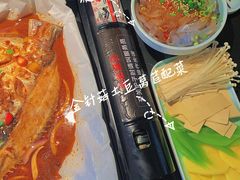 -鱼鼎香烤鱼火锅(华发商都店)