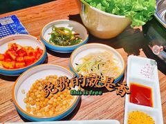 -明洞阿姨·韩式酱蟹烤肉·创意料理(三元桥店)