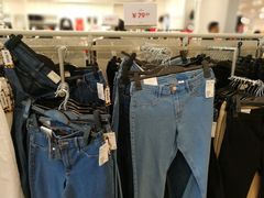 -H&M(天一广场店)