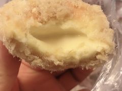 柠檬酸奶酥松小贝-鲍师傅糕点(江苏路店)