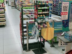 -家乐福(古北店)