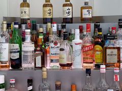 -M Stand(上海人民广场来福士店)