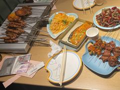 -街角等你.大连海鲜烧烤.经典铁板海鲜串(西安路店)