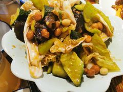 -满堂春特色餐馆