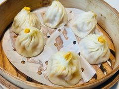 蟹粉小笼包-绿波廊(豫园店)