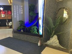 -洪氏嗨捞·猪肚鸡火锅(阳光天地店)