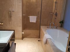 -天津水游城丽筠酒店