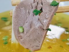 -越洋肖氏老米线(杨家坪店)