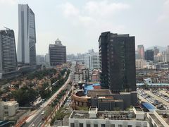 -珠海拱北口岸希尔顿欢朋酒店