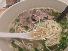 -德元兰州纯汤牛肉面(龙阳路店)