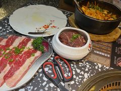 -黑牛の場烤肉(摩天活力城店)