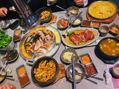 -哈哈碳都·牛肋条无限自助烤肉(台江万达店)