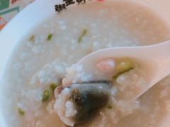 皮蛋粥-粥全粥到海鲜家常菜(瞿塘峡路店)