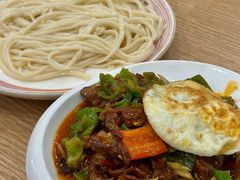 -歹歹的加个面过油肉拌面