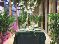 -东浩兰生上海世博展览馆