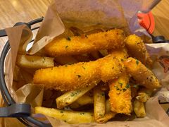 美式炸薯派对-MR.ROCKY洛奇先生RESTAURANT&BAR(宝安壹方城店)