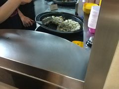 -小杨生煎(金山百联购物中心3楼店)