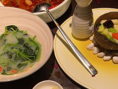 -江上荟·创意中国菜(绿地缤纷城店)