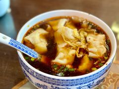 -笑来喜馄饨小笼工坊(通扬路店)