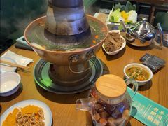 -年巴羊肉铺老铜锅(梅江店)