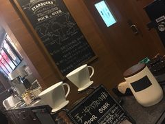 -星巴克臻选(深圳龙华红山天虹店)