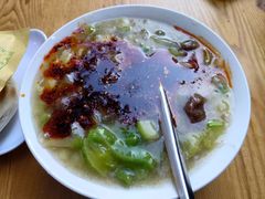 -建宏肉丸糊辣汤(建西街店)